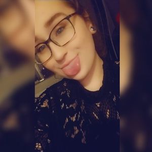 Meet your Posher, Chrissy